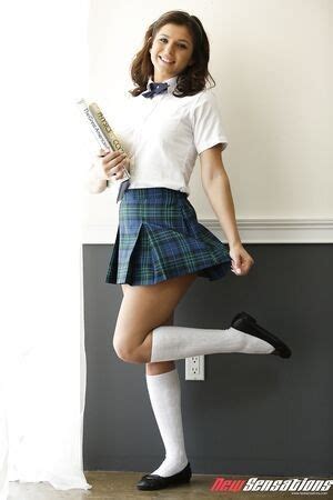 leah gotti school girl